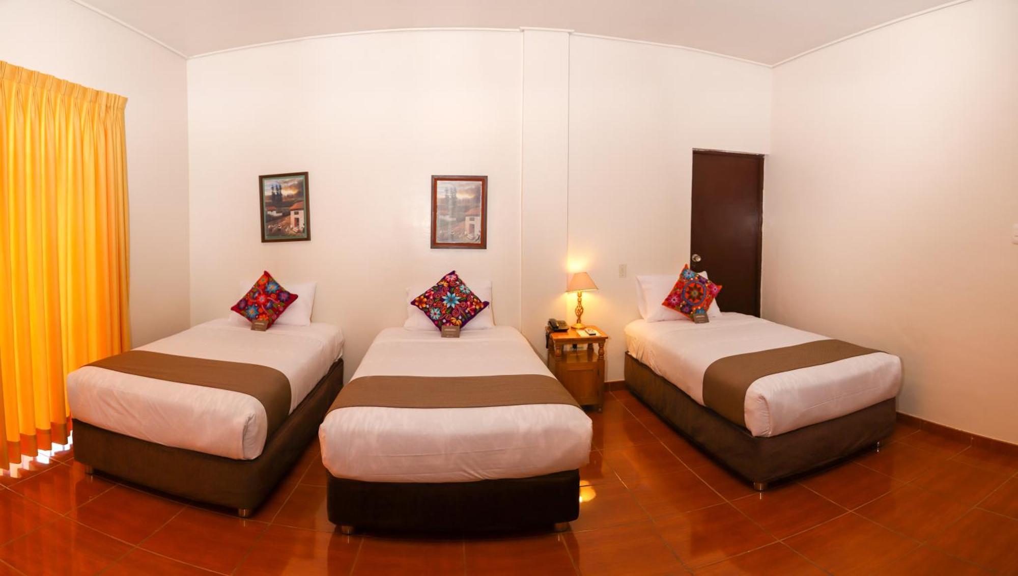 Dm Hoteles Ayacucho Exterior foto